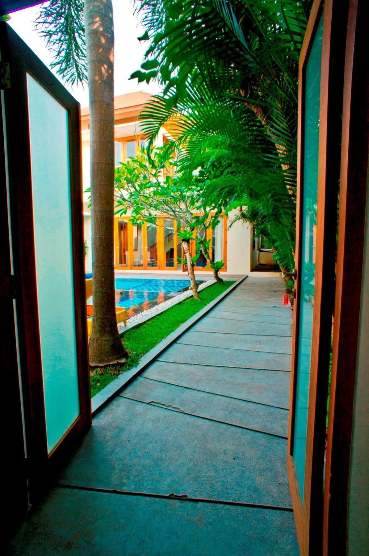 Villa Travis Семіньяк Екстер'єр фото